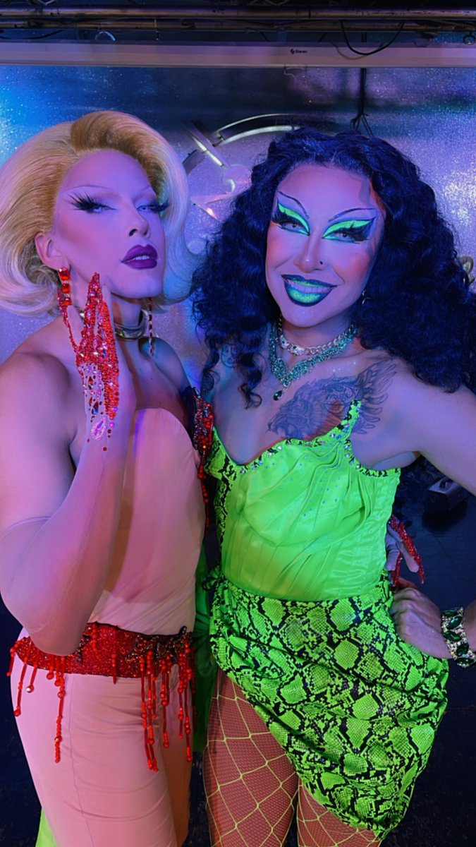 Mi Glam Vamp <a href="/thegarconne/">cadavérica buenfil</a>