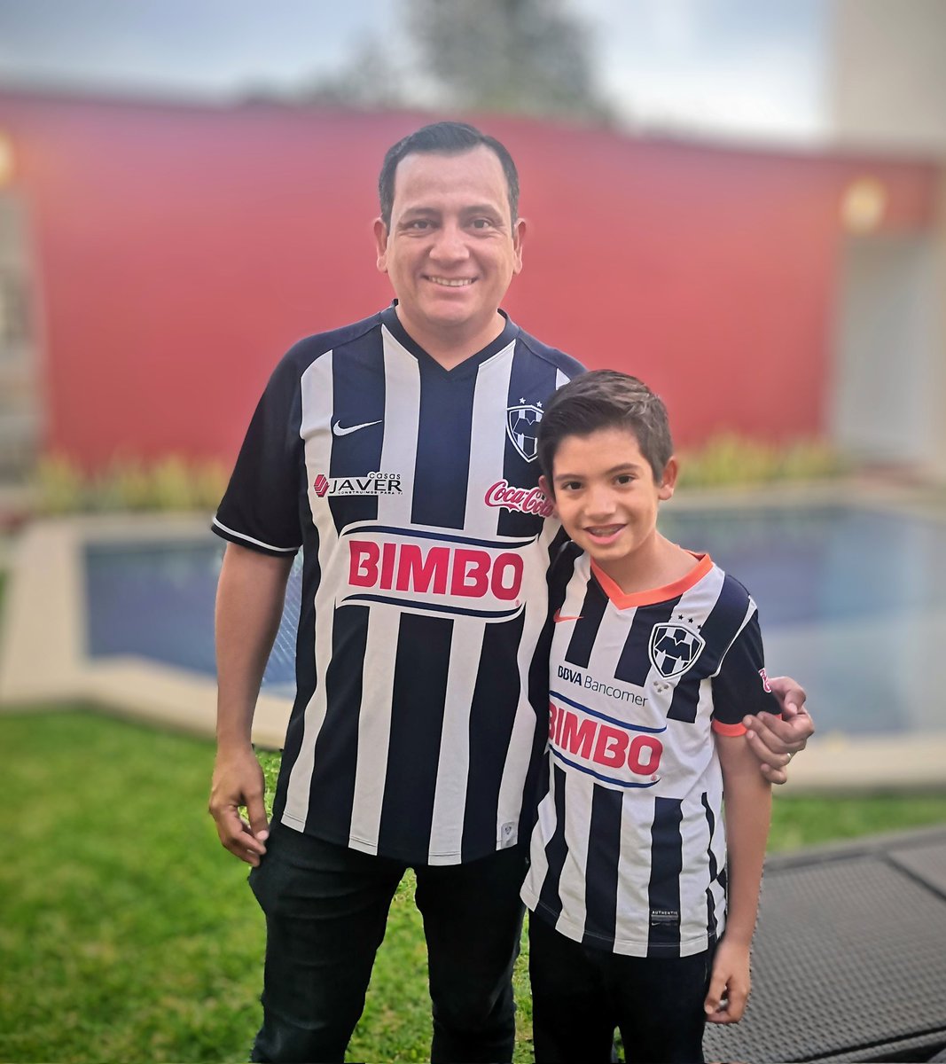 eduroga's tweet photo. Dejaré esto por aquí y me iré lentamente...😁🇲🇽#rayados #MundialDeClubes2025 https://t.co/Dy1hZN3Adv