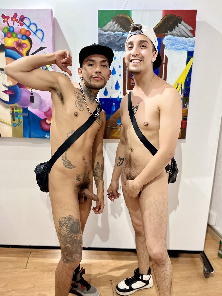 Acá con el <a href="/Gumork10/">Gumork</a> en la fiesta de <a href="/Alfanudemen/">Grupo Alfa Mx</a> .

Buscamos culo para preñarlo y grabarlo entre los dos.

🍆💦🍆💦
Rt si jalas al preñe 😈