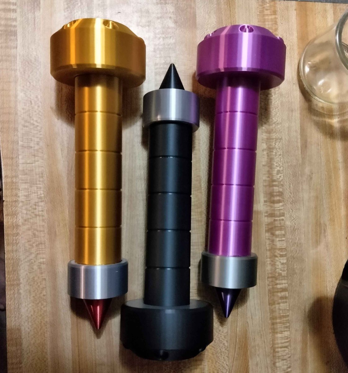ReploidAsterisk's tweet image. I know this isn't necessarily what you guys are waiting for, but I got a handful of gold Z Sabers back in stock.
asterisksbots.etsy.com/listing/176122…