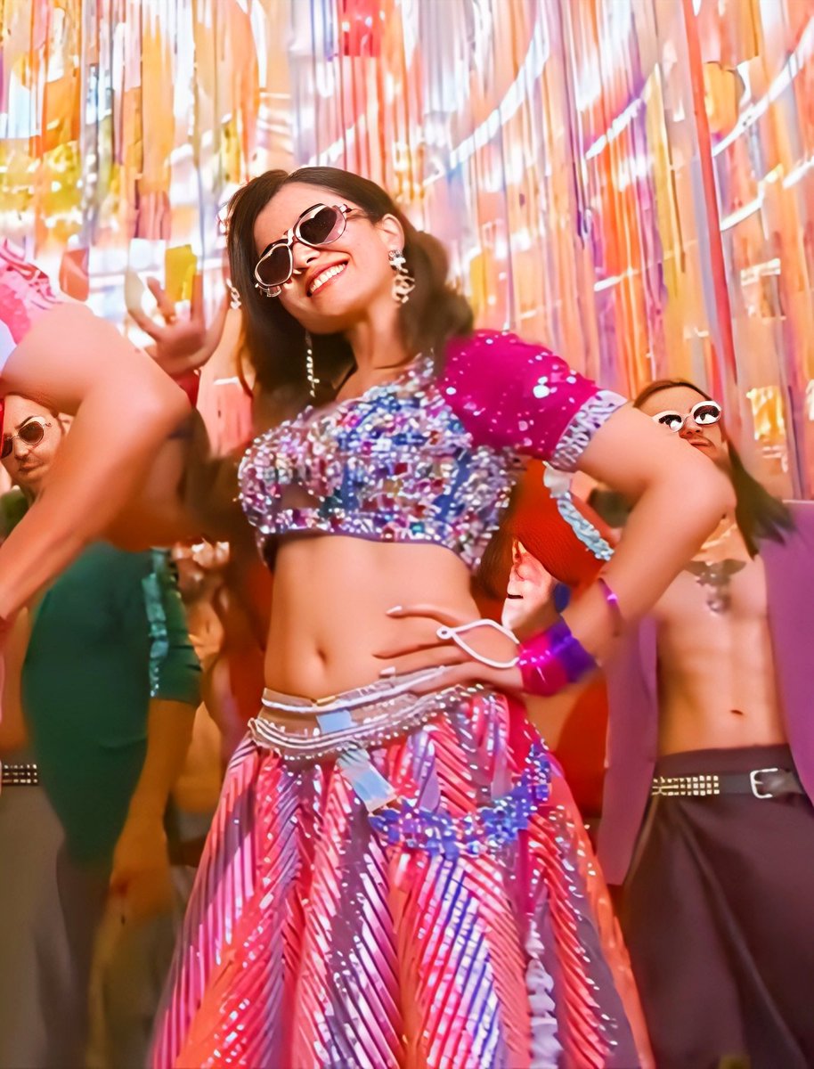 ActressWorld59's tweet photo. Rashmikaa :- Hottest Neval Hole 🔥🥵 
@iamRashmika 

#RashmikaMandanna #Rashmikahot 
#RashmikaMandannahot #Neval 
#Kuberaa #KuberaaHits100Crores 
#Bollywood #bollywoodactresshot 
#southactress #viralpost #Trending https://t.co/kvZACZtjdM