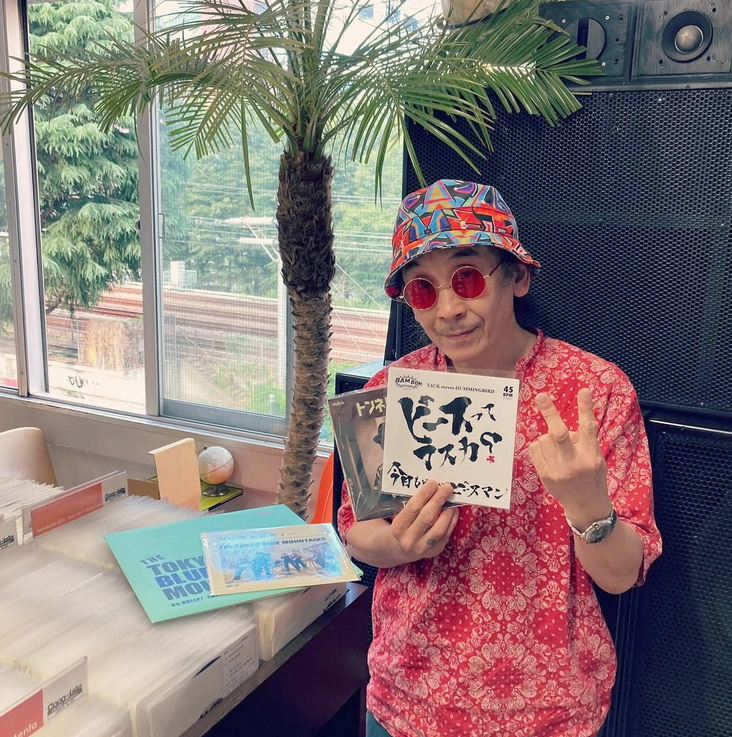Kazuki_cocoisle's tweet photo. 📢📢📢
#atCocoisle !! 🙌
#TACK san 🔥
Now on sale
at #cocoislemusicmarket !!
TACK meets
Hummingbird @humming_bird_mi
“ピースってマスカ & 今日もどこかでピースマン“ 7inch Vinyl ♪
& Back in stock !!
https://t.co/1uHt36WFmf https://t.co/n2ivINdLx5