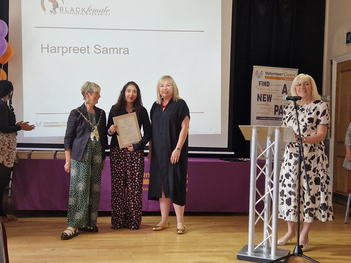 BFEGreenwich's tweet image. Congratulations to BFEG Volunteers Asan &amp;amp; Harpreet who received @VCGreenwich Award at the volunteering week. Thanks for your time &amp;amp; talent @Royal_Greenwich @GreenwichLibs @thejavancokerf1 @sandrabauer @CllrLindaBird @TNLComFund @cahn_uk @AMCo1 @MayorofLondon #volunteersweek