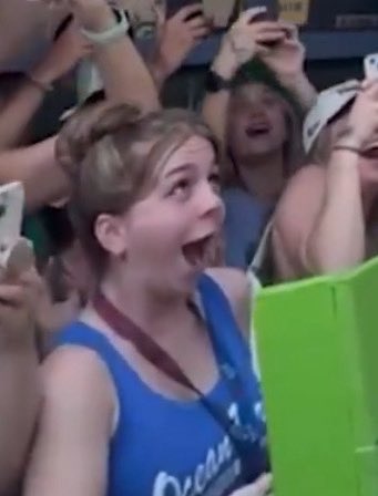 friendly white gay (@andrewscalia) on Twitter photo 