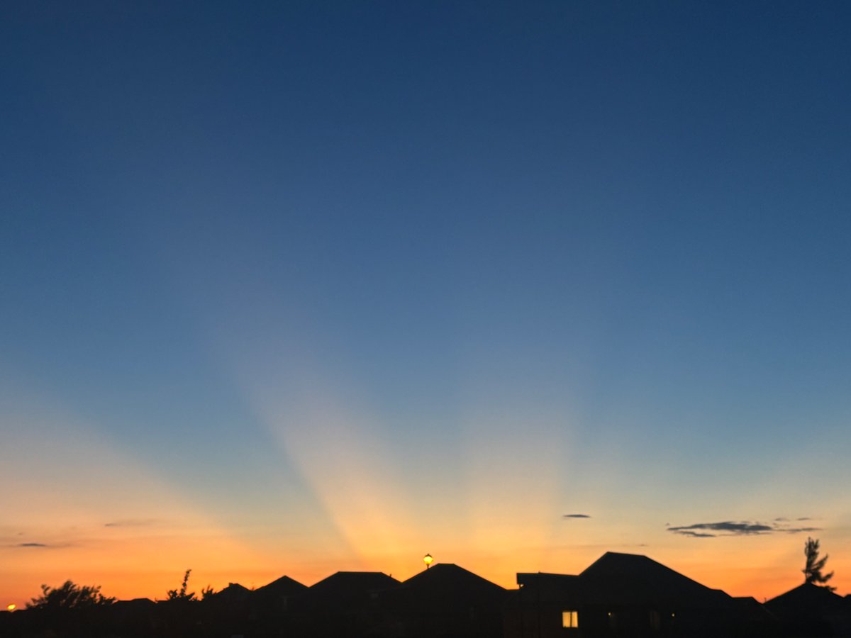 EyesLazr's tweet image. Sky is pretty