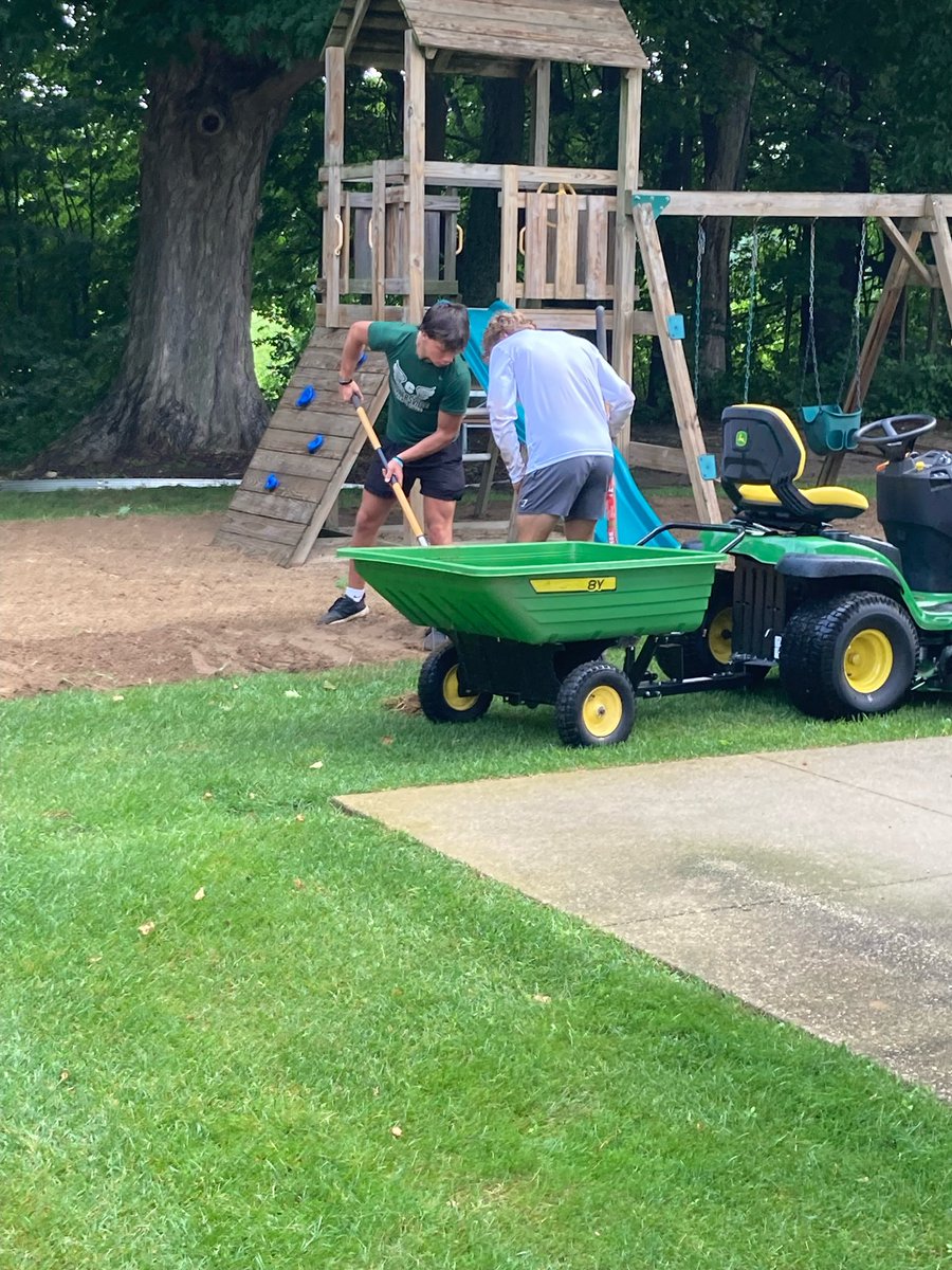 Coach Kaman tweet media