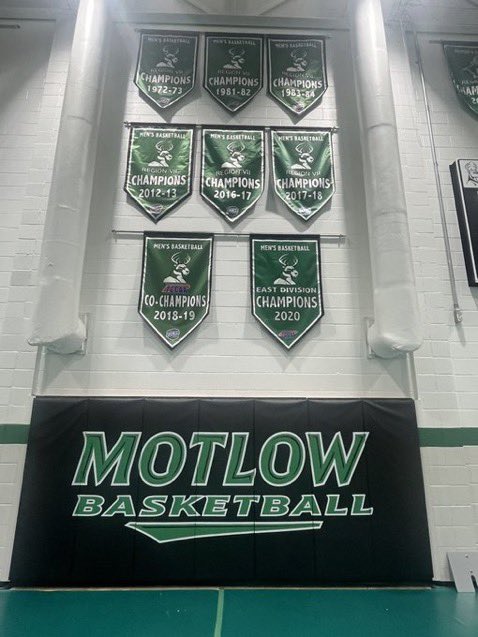 Justin Newton tweet media