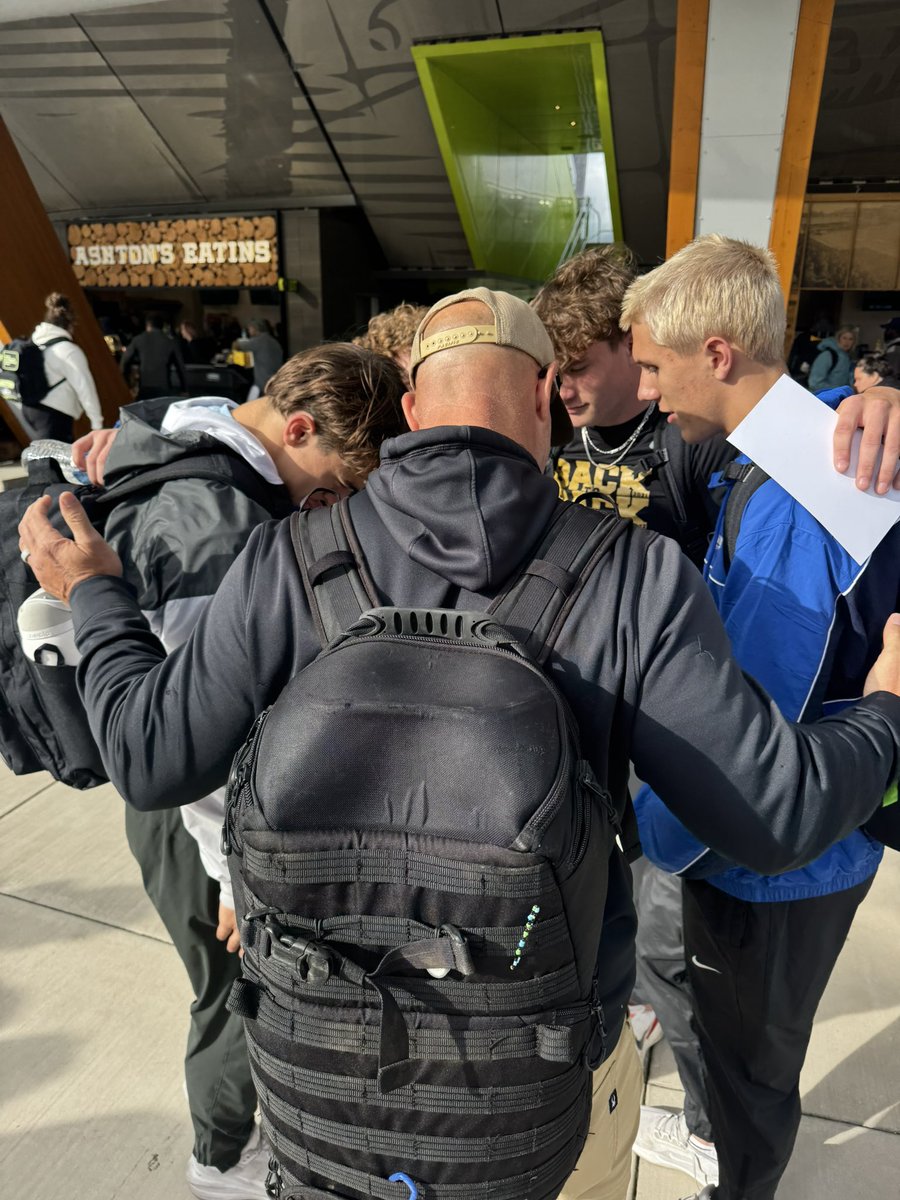 Arrowhead Track&Field tweet media