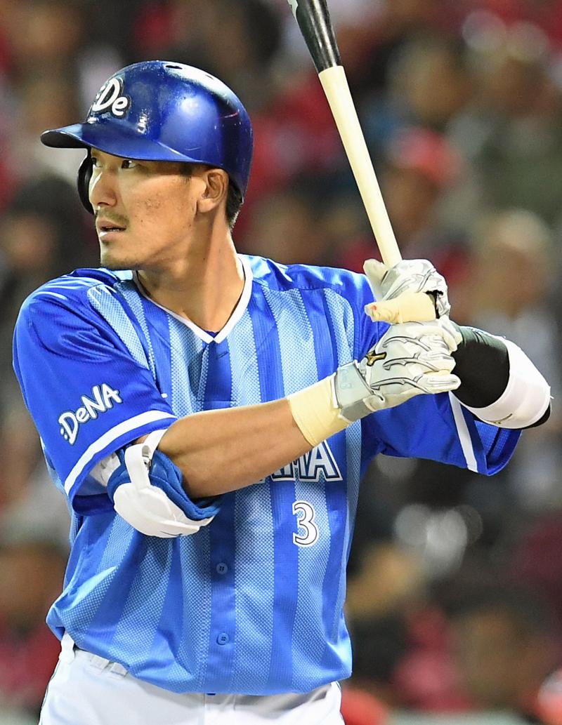 damarenofa's tweet photo. 一般人が指を骨折したら引っ付くまでに6週間くらいは必要だよね
あの時の梶谷みたいにガチガチに固めてプレーってのはGKじゃ無理があるか https://t.co/hGdQxhyugX