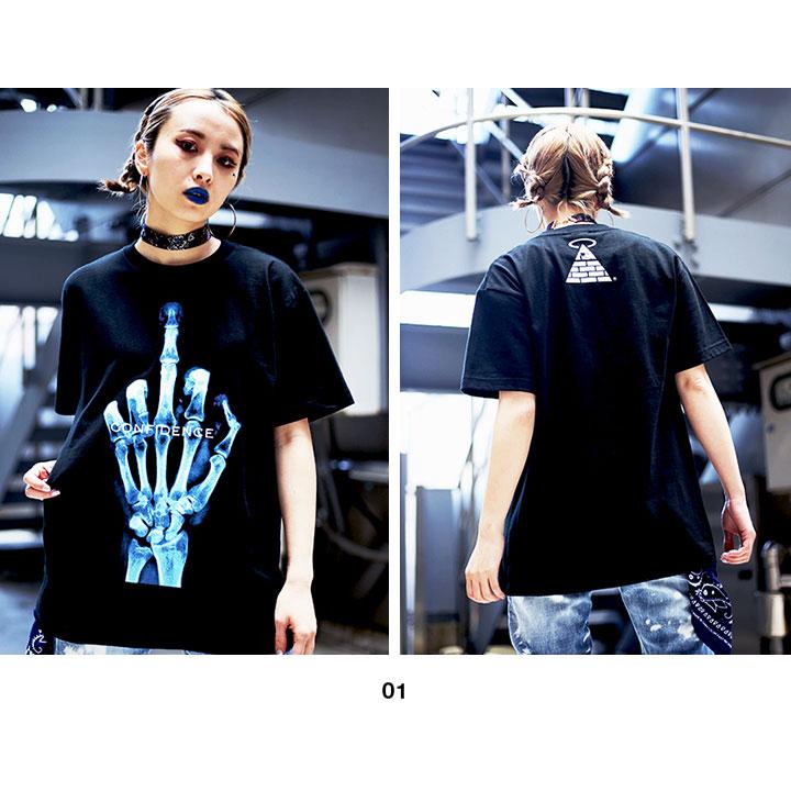 Clubno1Z's tweet photo. #再入荷 速報💨💨
👏あの人気商品が帰ってきました👏

🚛早いもの勝ち🚛

特大版を用いプリントした迫力あるレントゲンのファックサイン

https://t.co/Sz1aSIPips

#CLUBNO1Z #クラブノイズ 
#B系 #大きいサイズ #レントゲン
#Tシャツ #ファックサイン #中指 #ロゴ https://t.co/QQwPoA9j1Y