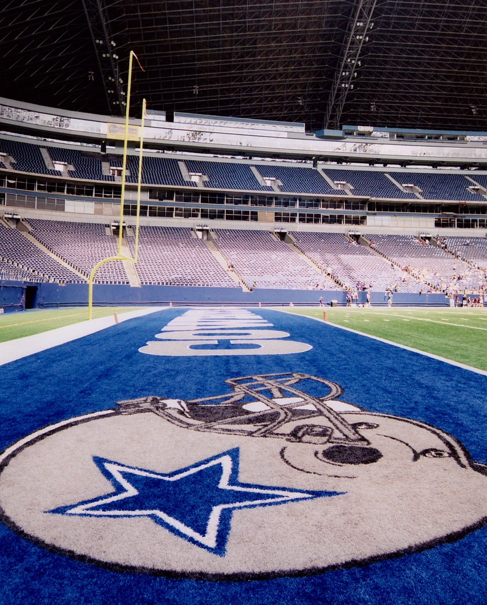 StadiumVagabond's tweet photo. Texas Stadium, Irving, TX — circa 2004
Former home of the Dallas Cowboys 🏈
📅 Opened in 1971 | 🚧 Demolished in 2010
Capacity 65,675
#TexasStadium #DallasCowboys #NFLHistory #CowboysNation #IrvingTX #AmericasTeam #NFLThrowback #DallasFootball #StadiumHistory #HowBoutThemCowboys https://t.co/F8GUbh9Z5U