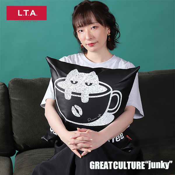 #平山笑美 さんとのコラボアイテム第7弾
⋱⋱🥤大好評予約受付中🥤⋰⋰

￣￣￣￣￣￣￣￣￣￣￣￣￣￣￣￣￣￣￣
【🔗】
livertineage.jp/SHOP/189784/24…

半袖Tシャツ、
プルオーバーパーカー、
クッションをご用意💌

#LIVERTINEAGE #LTA #リヴァティーンエイジ
<a href="/hirayama8emi/">平山笑美</a>