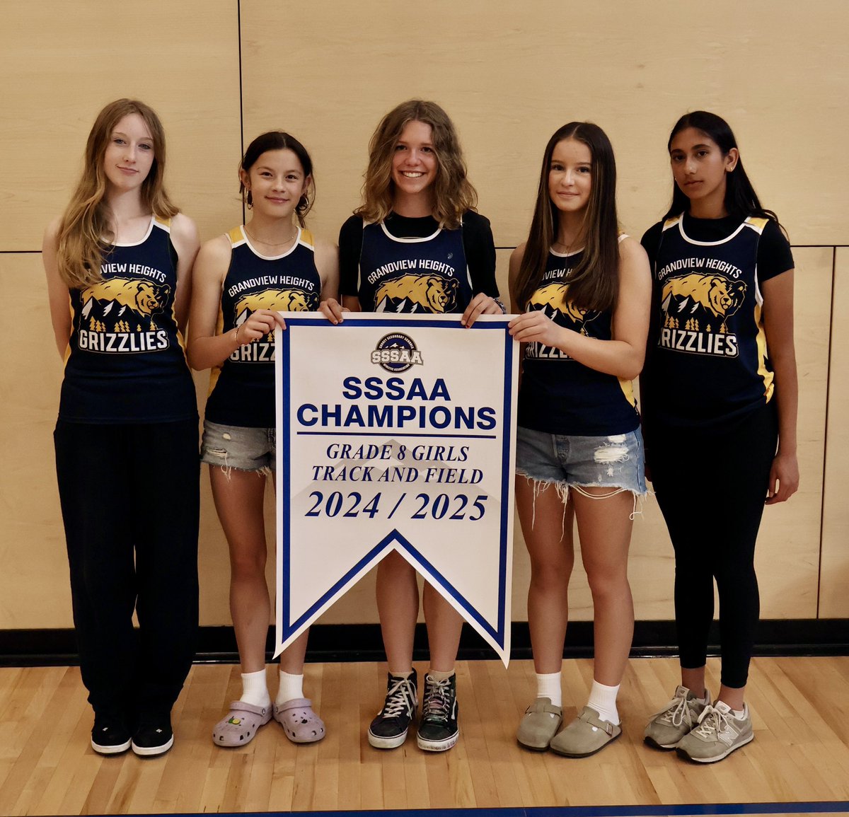 SSSAA (@sssaa_sd36) on Twitter photo Congratulations to the SSSAA Grade 8 Girls Track and Field Champions, <a href="/Grandview36/">Grandview Heights Secondary</a> ! Congratulations to the SSSAA Grade 8 Girls Track and Field Champions, <a href="/Grandview36/">Grandview Heights Secondary</a> !