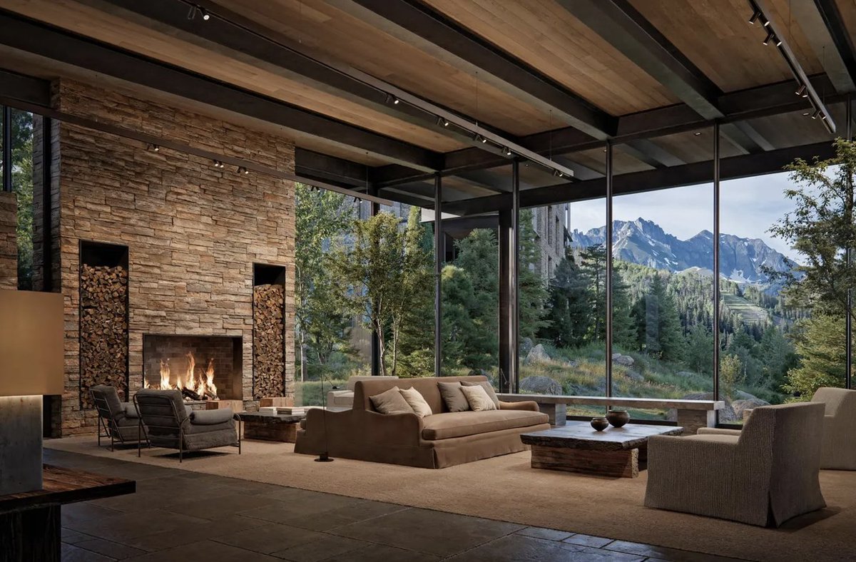 Why The Ultra-Rich Are Flocking To This Small Mountain Town on.forbes.com/60154VATz
