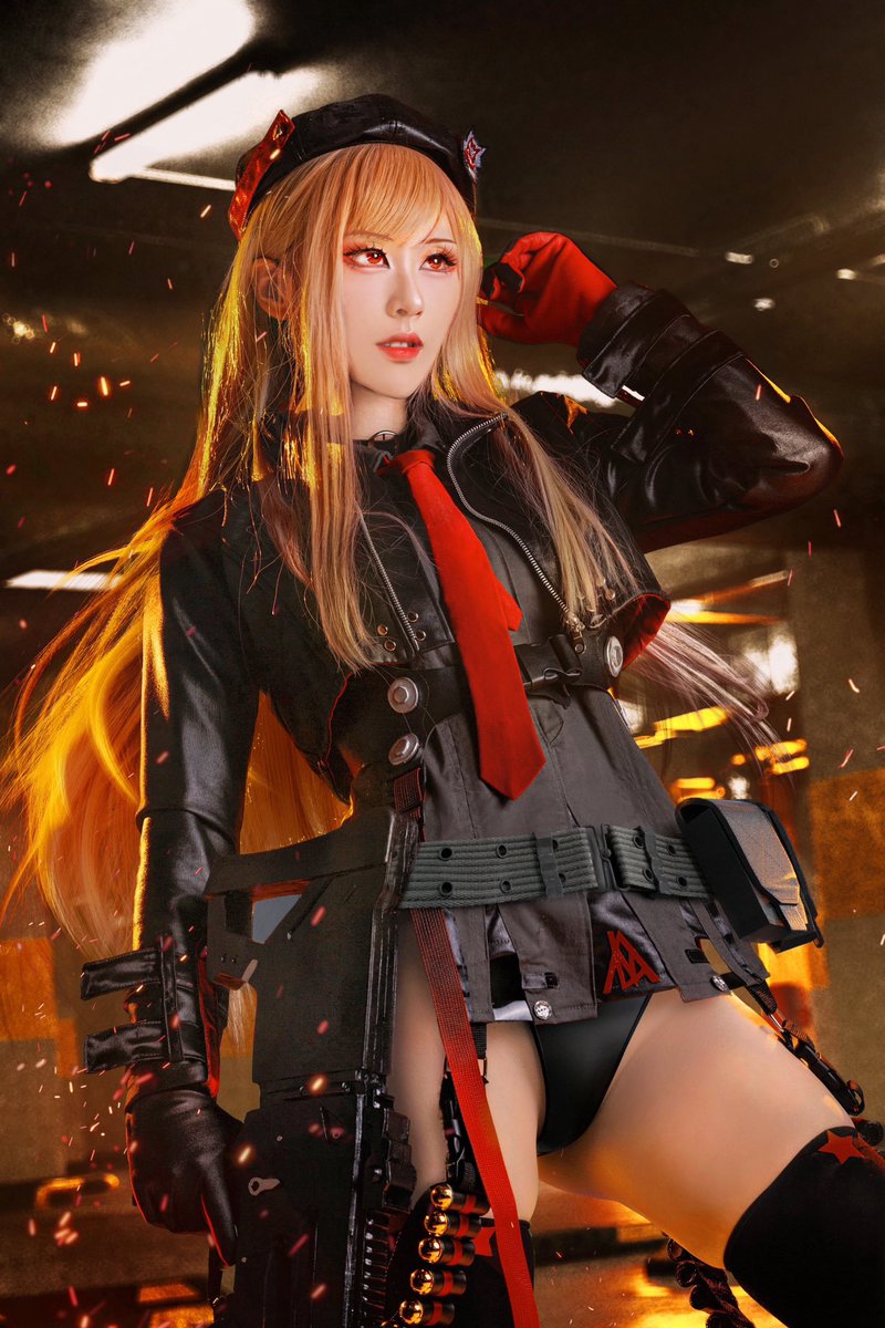 larochefort11's tweet photo. Good morning! I cosplayed Rapi (NIKKE) back then as well for NIKKE project✨

Who else here still have my NIKKE cosplay photobook (2023)? 😳

#ニケ #コスプレ #StellarBladeXNIKKE 
#cosplay https://t.co/UDfhFwxwjV