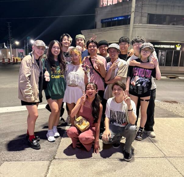 Rex_Rated_'s tweet image. 14時間後のフライトで日本に帰国します
1年間カナダで生活して仕事してRave行った、カナダに友達がいなかったから1人でアーティスト見に行ってたけど、こんなに素敵なDubstep Familyに出会えて本当に幸せです
トロントは間違いなく私の第2のホームタウンです