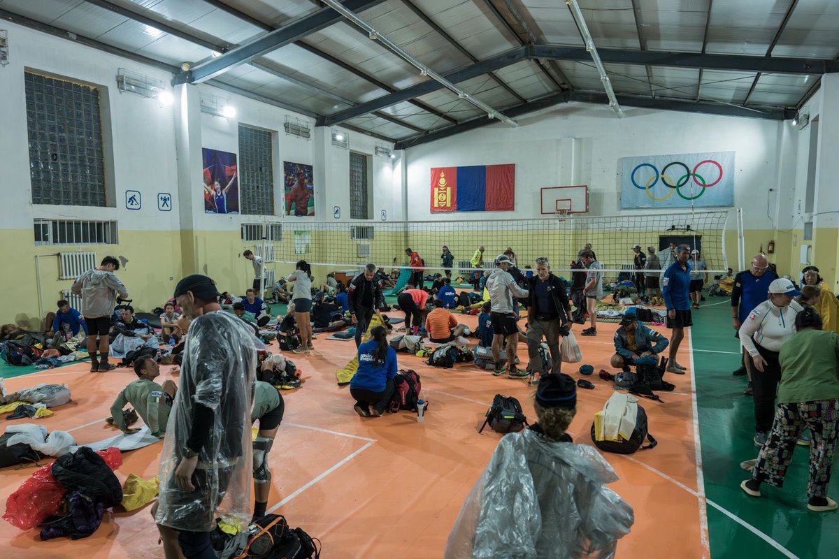 The Long March was ended at 10pm last night due to thunderstorms. An evacuation plan was put into place, and all competitors were taken safely to shelter. Everyone is happily resting and will have the day to relax. The outlook for Stage 5 is already looking good! Safety first!