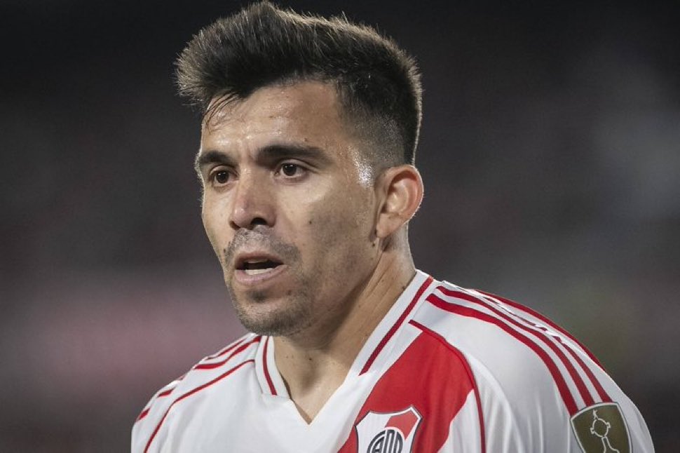 El único jugador que representó la camiseta en este mundial de clubes. Huevos de verdad lo de Acuña. Se ganó todos mis respetos.