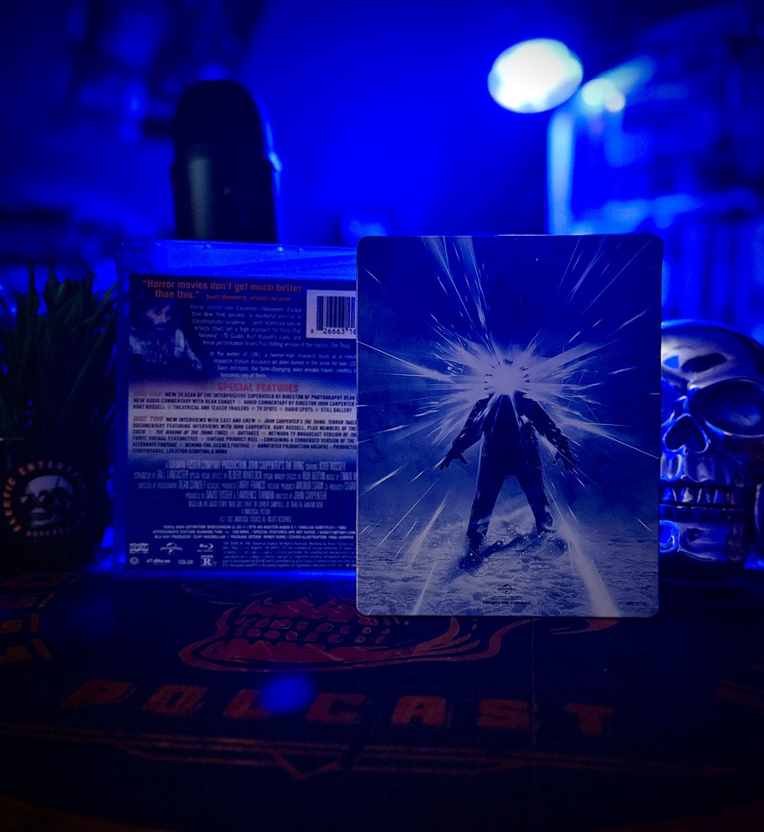 ElecticEnterta1's tweet image. Who else is watching The Thing? One of John Carpenter’s best released June 25, 1982!

#thething #johncarpenter #physicalmedia