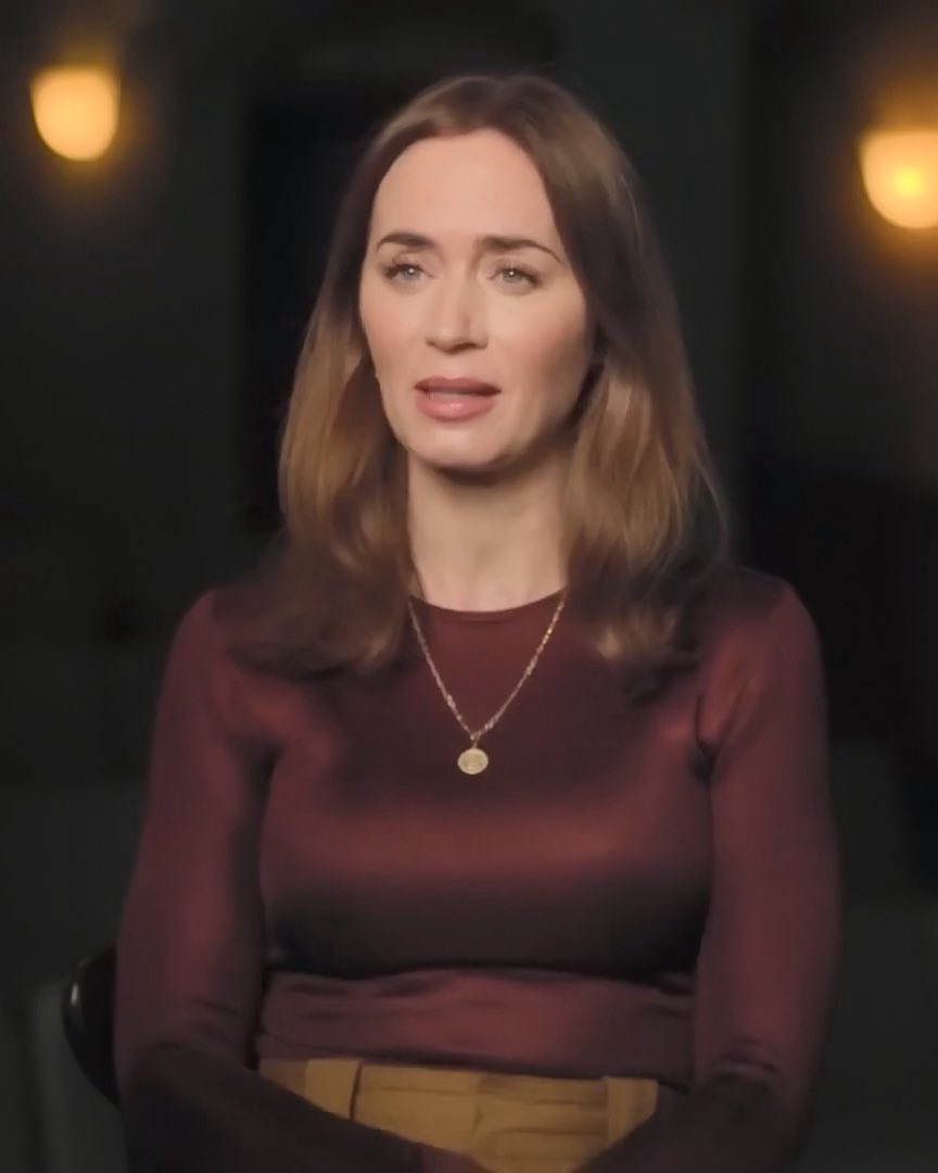 badpostblunt's tweet photo. Emily Blunt is featured in the documentary Jaws @ 50: The Definitive Inside Story 

July 10 on National Geographic. https://t.co/QHozl8o7A4