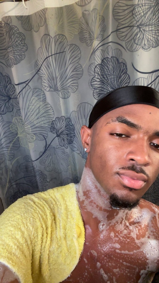 Pjayy242's tweet photo. 🛁 https://t.co/0FjECRzKA0