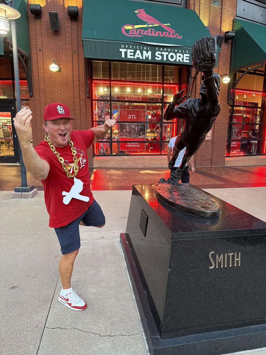 BarstoolGruden's tweet image. Win or lose, it’s always great to be back in St. Louis!

Thank you to everyone that made today so special, it’s an amazing city full of wonderful people!