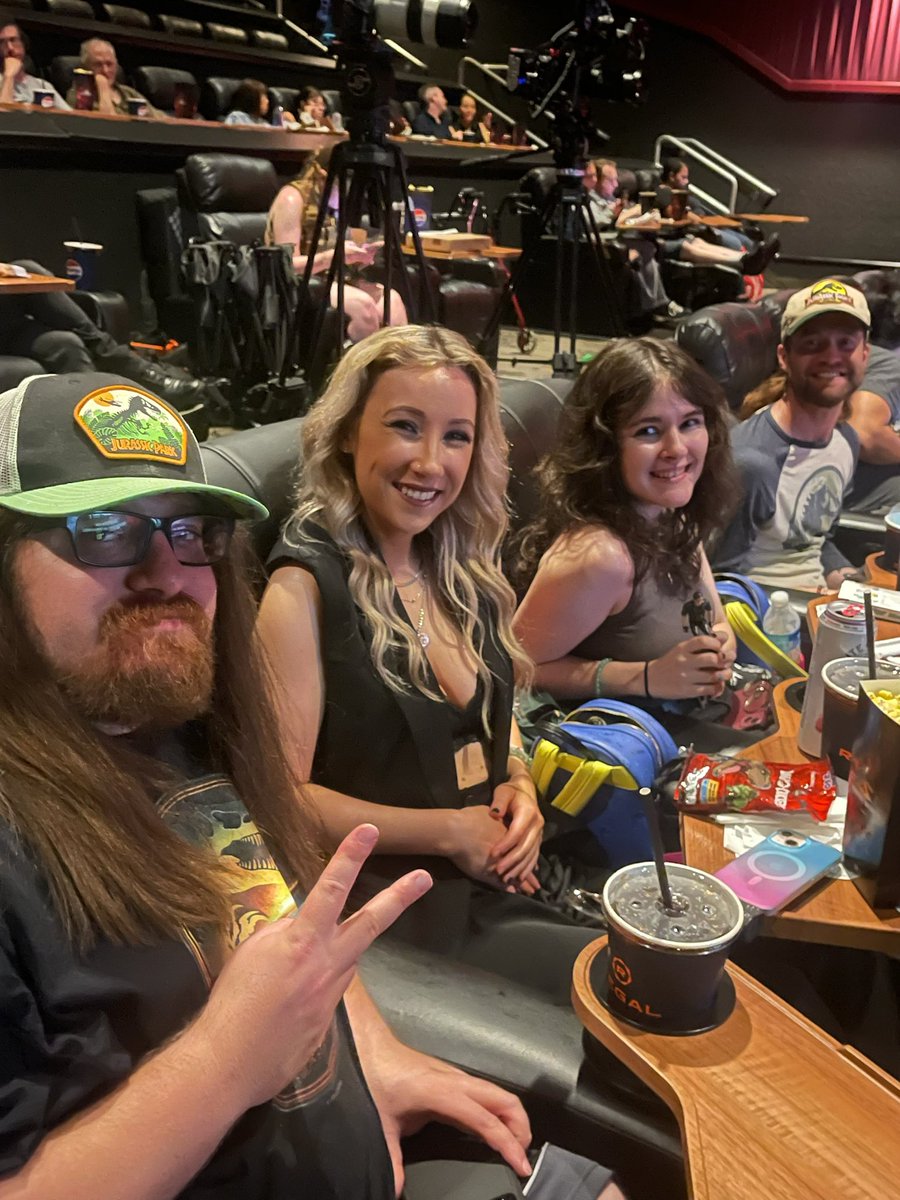 Jurassic Souls✨💕 (@jurassicsouls) on Twitter photo So much fun meeting Some of my favorite Jurassic fans in person 💕✨🦖 Truly was a Dream come true! #JurassicWorldRebirth the Collider Screening was a blast! <a href="/Cretaceous_Dave/">Cretaceous Dave</a> <a href="/CalebComposed/">Caleb Burnett</a> <a href="/Nublar7/">Josh</a> <a href="/Jennifer_Lynn89/">Jennifer (the Ga is silent)</a> <a href="/BradJost/">Brad Jost🧟</a> <a href="/flexwoodmac/">Erica🦕</a> <a href="/Diplotomodon/">Diplotomodon (𓅽)</a> <a href="/MuzzShaik07/">🦖⚡️🏹 Muzzammil</a> So much fun meeting Some of my favorite Jurassic fans in person 💕✨🦖 Truly was a Dream come true! #JurassicWorldRebirth the Collider Screening was a blast! <a href="/Cretaceous_Dave/">Cretaceous Dave</a> <a href="/CalebComposed/">Caleb Burnett</a> <a href="/Nublar7/">Josh</a> <a href="/Jennifer_Lynn89/">Jennifer (the Ga is silent)</a> <a href="/BradJost/">Brad Jost🧟</a> <a href="/flexwoodmac/">Erica🦕</a> <a href="/Diplotomodon/">Diplotomodon (𓅽)</a> <a href="/MuzzShaik07/">🦖⚡️🏹 Muzzammil</a>
