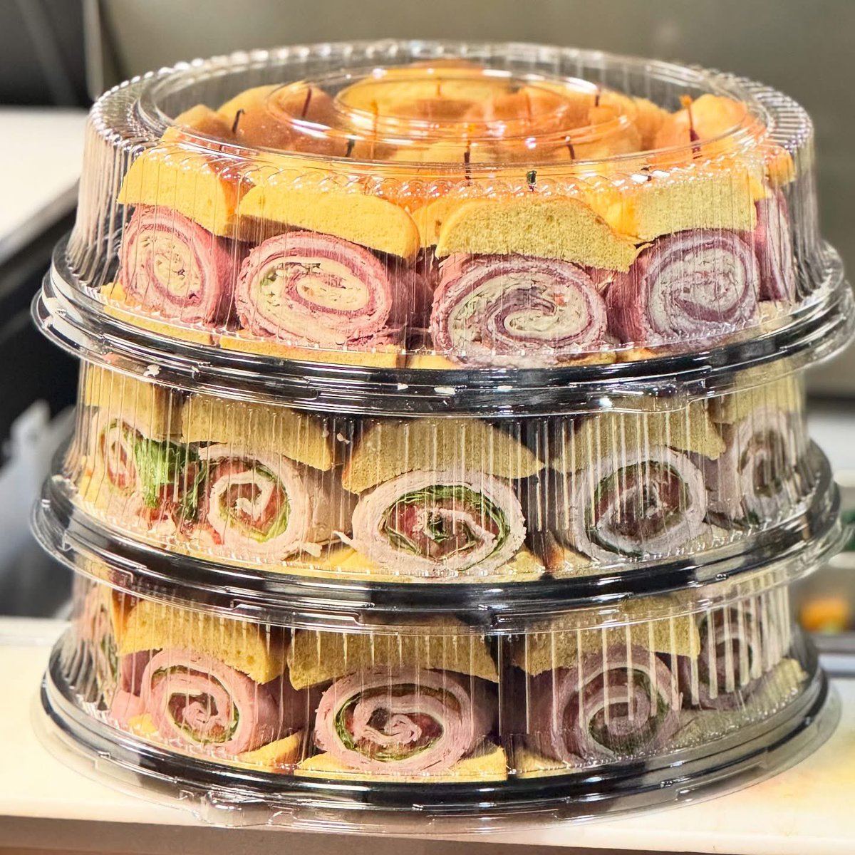 Imagine: U show up to a pool party with 3 trays from TooJay’s. The music stops. People turn. Someone starts chanting: “SAND-WICH! SAND-WICH!” You didn’t just bring lunch. You brought purpose. TooJays did the work. You’re taking the glory. TooJays delivers. catering.toojays.com/online/order