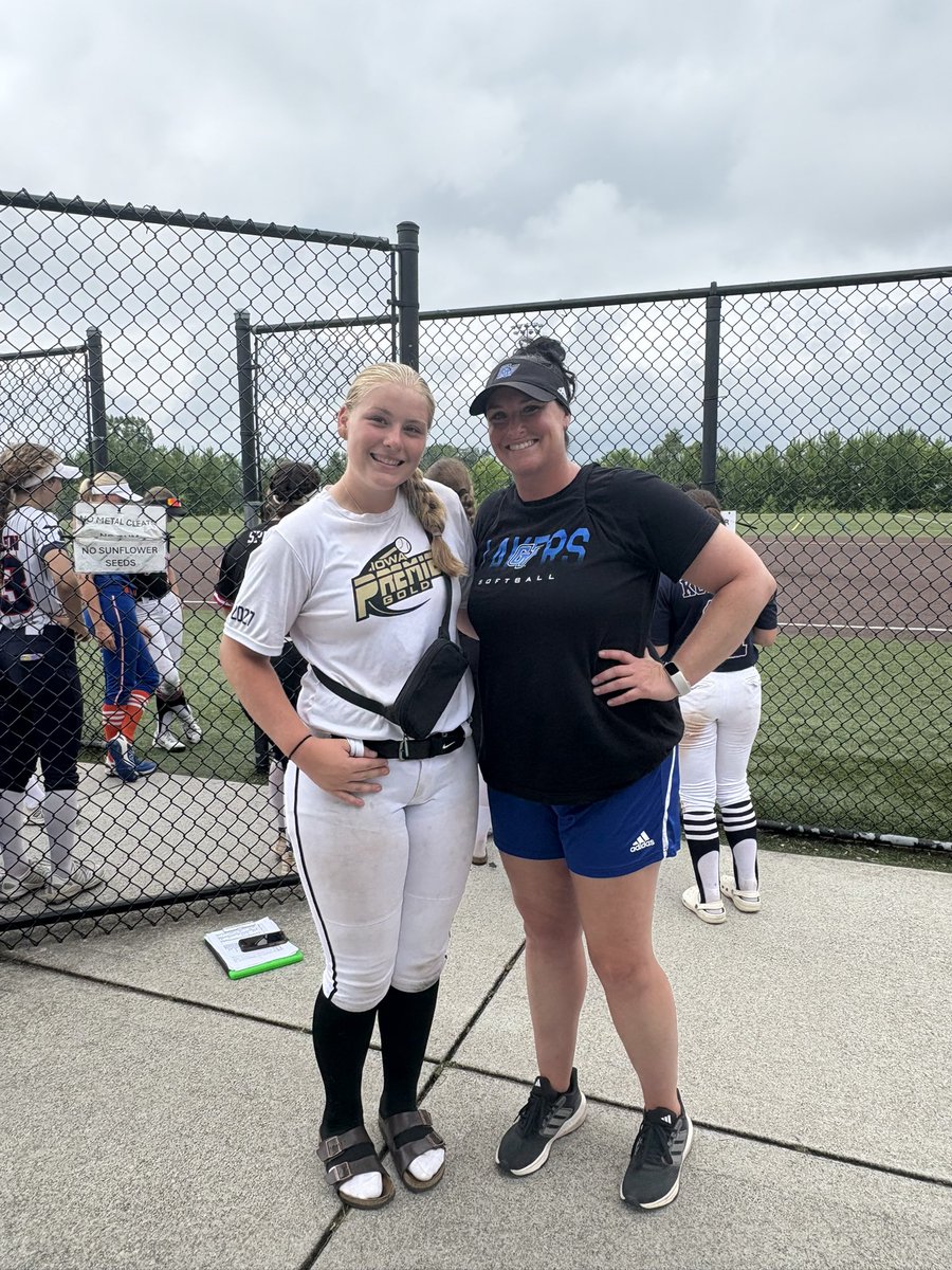 Thank you <a href="/GVSUSoftball/">GVSU Softball</a>  athletes, and coaches <a href="/coachjen_gvsu/">Jen Rivera</a>, Dana Callihan, for an amazing camp today! I learned many new drills, and had a great time scrimmaging other athletes. I hope to be back in the future!
Anchor up!  <a href="/IowaPremierFP/">Iowa Premier Fastpitch</a> <a href="/IP_09_Chi/">Iowa Premier 16U - Carroll 🥎</a> <a href="/GOWHS_Softball/">Wauconda Softball</a>