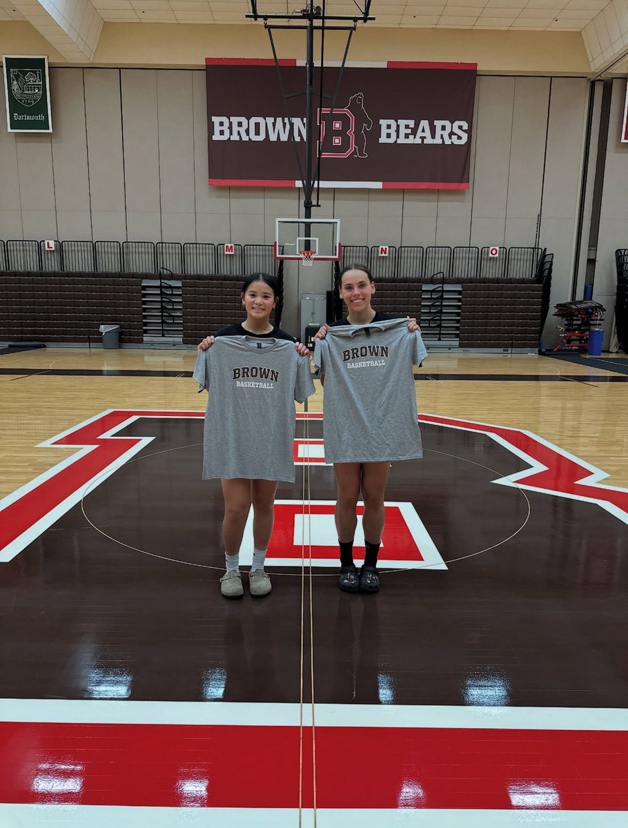 Huge thank you to Coach Mo LeBlanc and <a href="/BrownU_WBB/">Brown Women’s Basketball</a> coaches and players for an amazing day of basketball. I loved competing, learning and getting a taste of the culture at Brown.

#brownbears #brownwbb #basketballcamp #brownuniversity #studentathelete