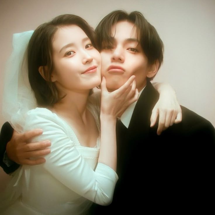 𝘔𝘪𝘯𝘪 𝘴𝘰𝘳𝘵𝘦𝘰 × 𝑷𝒆𝒓𝒇𝒊𝒍 𝒄𝒐𝒎𝒑𝒂𝒓𝒕𝒊𝒅𝒐 𝒅𝒆 𝑵𝟑𝒕𝒇𝒍𝒊𝒙

𝚁𝚎𝚚𝚞𝚒𝚜𝚒𝚝𝚘𝚜
★ sᥱgᥙіrᥒ᥆s (ᥒ᥆ ss)
☆ ძᥲr ᥣіkᥱ ᥡ r𝗍 ᥲ ᥱs𝗍ᥱ ⍴᥆s𝗍 (ss) 
★ ძᥱȷᥲ ᥙᥒ ᥴ᥆mᥱᥒ𝗍ᥲrі᥆ ᑲ᥆ᥒі𝗍᥆
☆ ᥴ᥆mᥱᥒ𝗍ᥲ 𝗍ᥙ ᥙsᥙᥲrі᥆ sіᥒ @

- ❄️