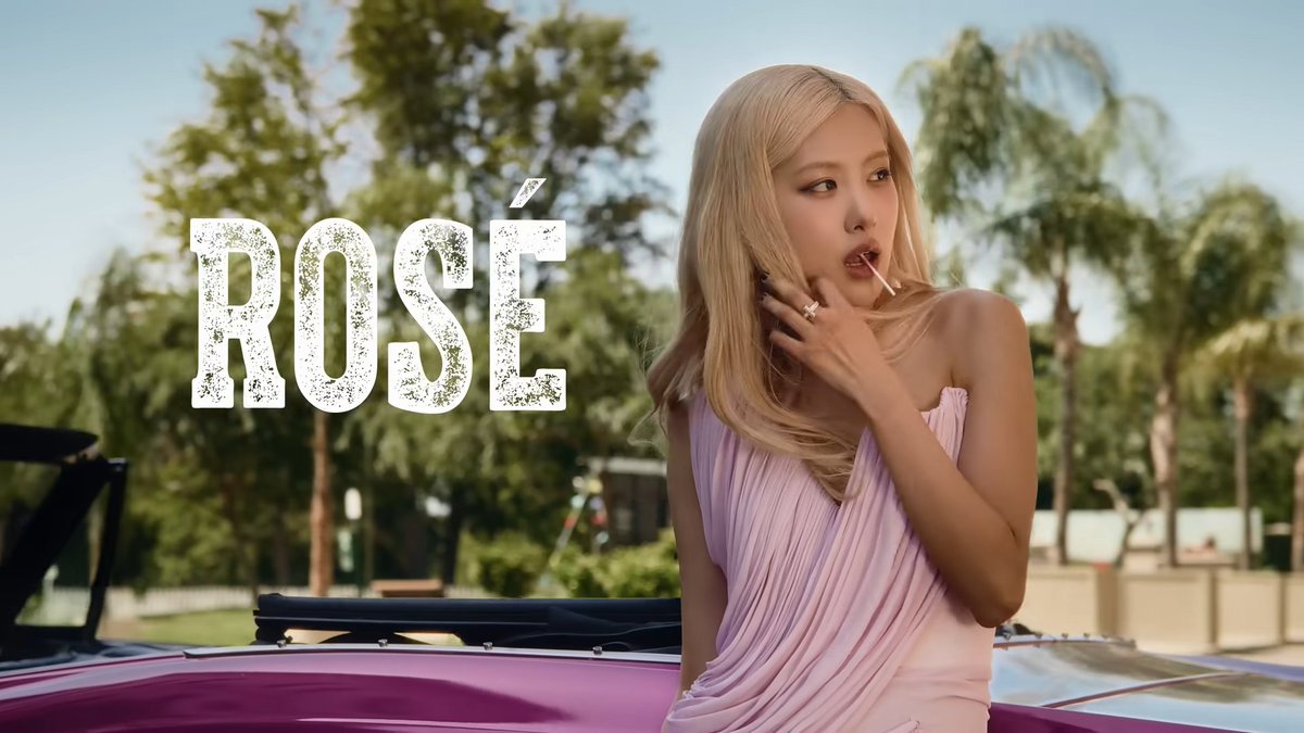 ROSÉ is serving sunlit chic and that unmistakable cool-girl edge in the new BLACKPINK DEADLINE World Tour trailer.
