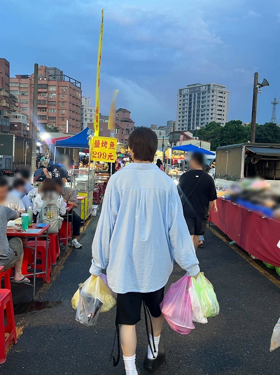 ___ziyo's tweet photo. 本当は林口夜市に行く予定だったけどまさかの定休日で🤣（それも運転手さんが教えてくれたw）

最後は台北戻ってきて寧夏夜市に行って終了〜

本当はダンス練習の場所も寧夏夜市のゲームの場所も探したんだけど見つけられず🥺💦
見つけたLUNÉさん詳しく教えてくれたら嬉しい....今度リベンジしたいよ〜💪🏻