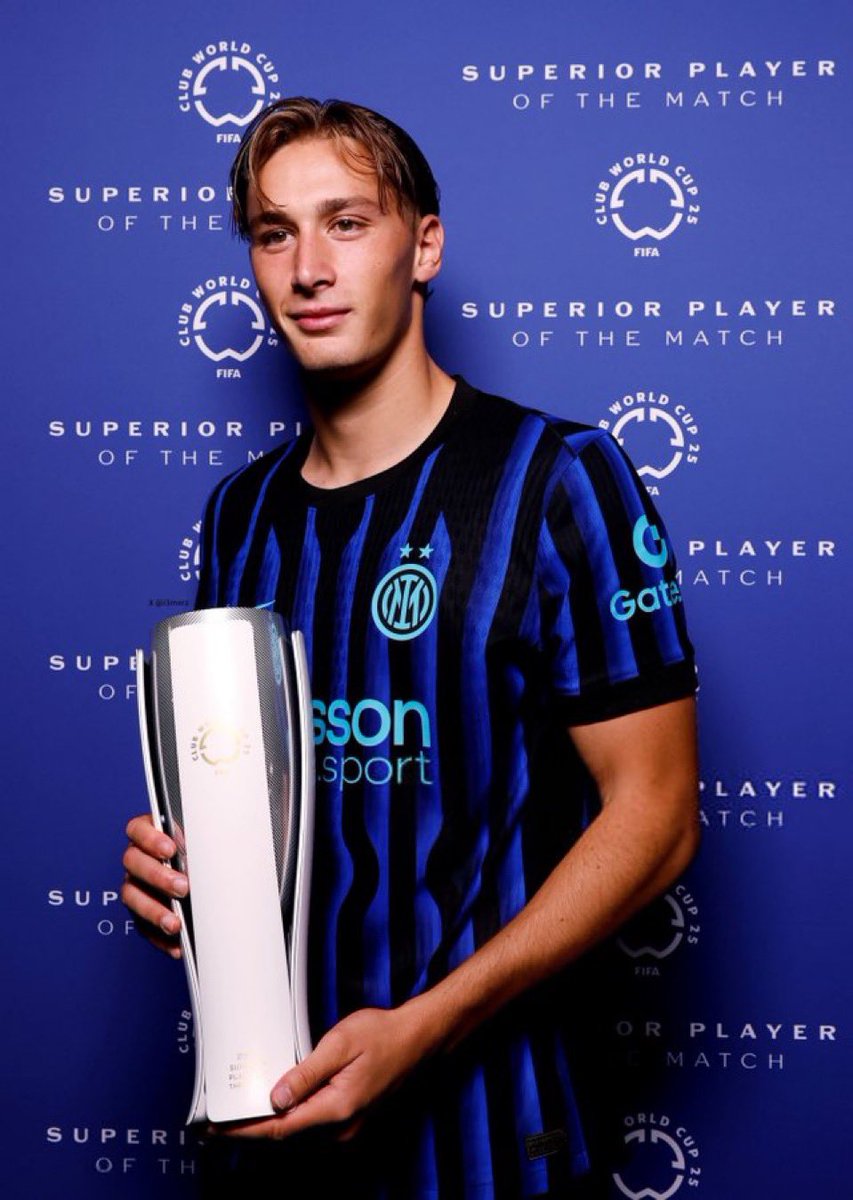 Alessandro tweet media