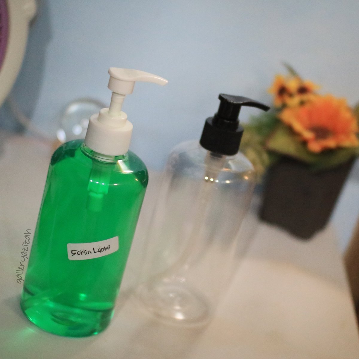 arazhraa_'s tweet photo. barang barang berguna, aesthetic, recommended, buat isi kos/kamar/rumah ♡ https://t.co/FDs57Dpsl6
