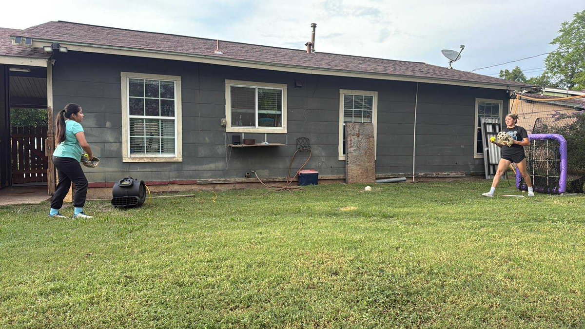 The best part about what I do is getting to share my knowledge with the younger ones 🙂! Good job today Jessamy ❤️