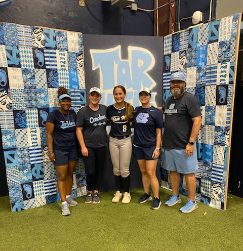 Had an awesome time at <a href="/UNCSoftball/">Carolina Softball</a> camp the past 2 days! Thank you so much to <a href="/Maddie_Holub/">Maddie Holub</a> <a href="/coachmegsmith/">Megan Smith Lyon</a> <a href="/c_lyon22/">Corey Lyon</a> <a href="/coachkiwij/">Aquilla Mateen James</a> and the UNC players for all the great instruction! Go Heels! 🩵🩵
<a href="/teamnctaylor/">@teamnctaylor</a> <a href="/TeamNCSoftball/">Team North Carolina Softball</a> <a href="/los_stuff/">Carlos Arias</a> <a href="/SoftballDown/">Down South Softball</a> <a href="/gatorjack72/">Girls In The Game</a>