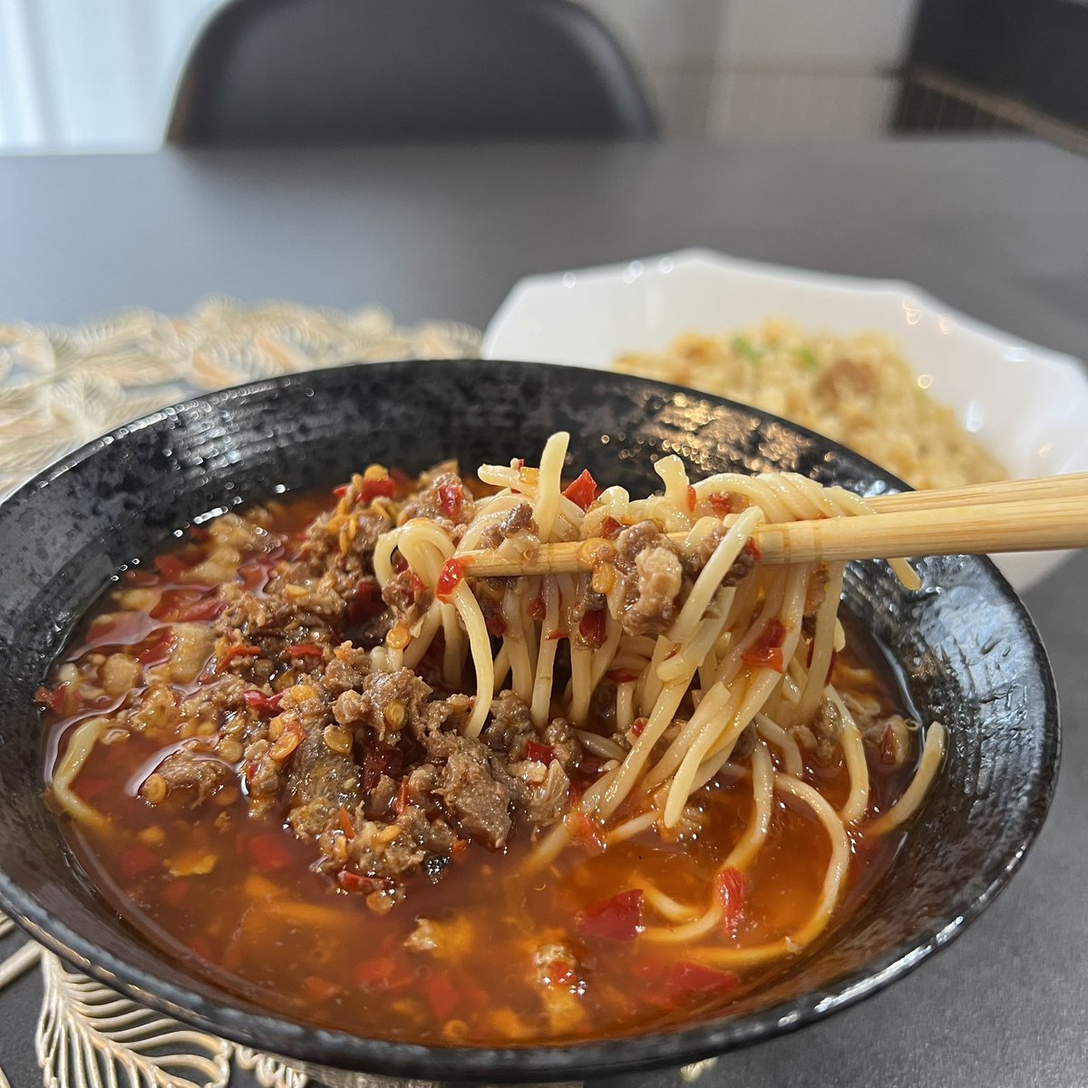 家で味仙が食べれる日が来るなんて❤️‍🔥！

作るのも簡単でチャーハンはﾁﾝのみ🥢
好きだけど遠くて中々行けないし
冷凍庫にストックしときたい𖤐

皆はもやしやニラなどお好みでトッピングもしてみて☝🏼
じーんわり汗がでてきてこれこれ～！と楽しみながら頂きました😋

PR <a href="/aichiham/">愛知ハム（公式）</a>
#味仙