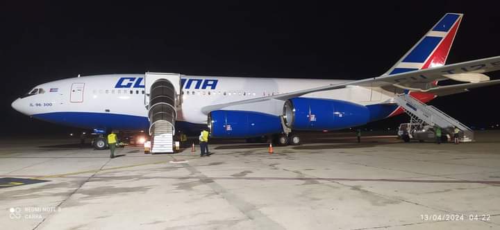 ✈️🌙 Último vuelo del día listo para aterrizar en la pista de los sueños...Cierra los ojos, abróchate el cinturón y deja que la noche te lleve a destinos mágicos.
¡Buenas noches, tripulación! 💤⭐️ #BuenasNoches #Aviación