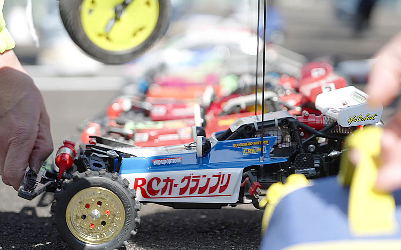 タミヤ、RCカー誕生50周年を記念して「タミヤRCカーグランプリ」のスペシャル版公開 car.watch.impress.co.jp/docs/news/2025… #tamiya #RCカー #タミヤ #日髙のり子
