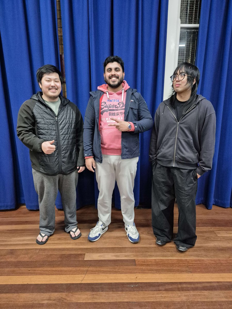 Trouble in Parradise tweet media