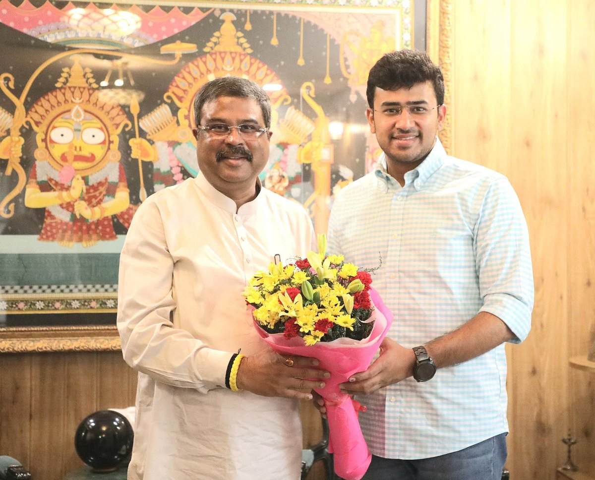 Tejasvi Surya tweet media