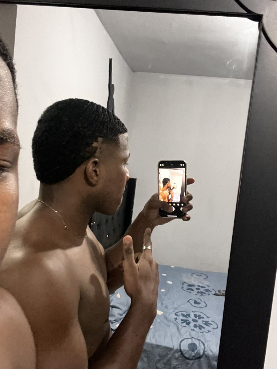 Brandonstevv19's tweet photo. 🤙🏾 https://t.co/SdNphuh2Ox