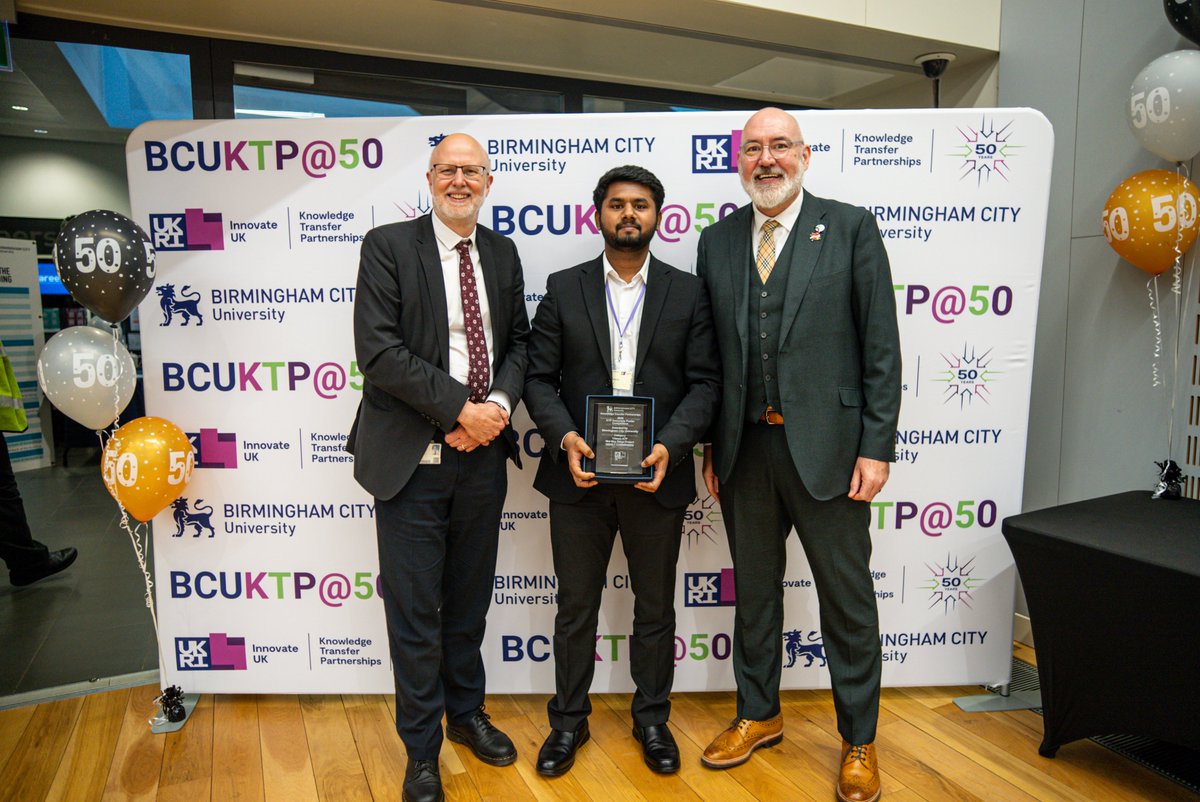 METCLOUD_com's tweet image. 📸 The official photos are in — METCLOUD won the 2025 BCU Innovate UK KTP Poster Comp!
#KTP #Innovation