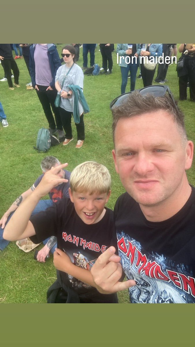 nutbutternutt's tweet image. Iron Maiden malahide castle with the kid.. #RunForYourLivesWorldTour