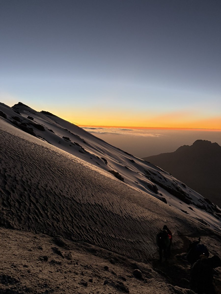 Kilimanjaro climb day 6: Summit day 🥾✅

Summit day started at midnight to catch sunrise on top of Kilimanjaro. The first 6 hours of climbing were brutal due to the altitude, lack of sleep and cold. But somehow when we passed Stella Point at 5700m everything was ok. Continuing
