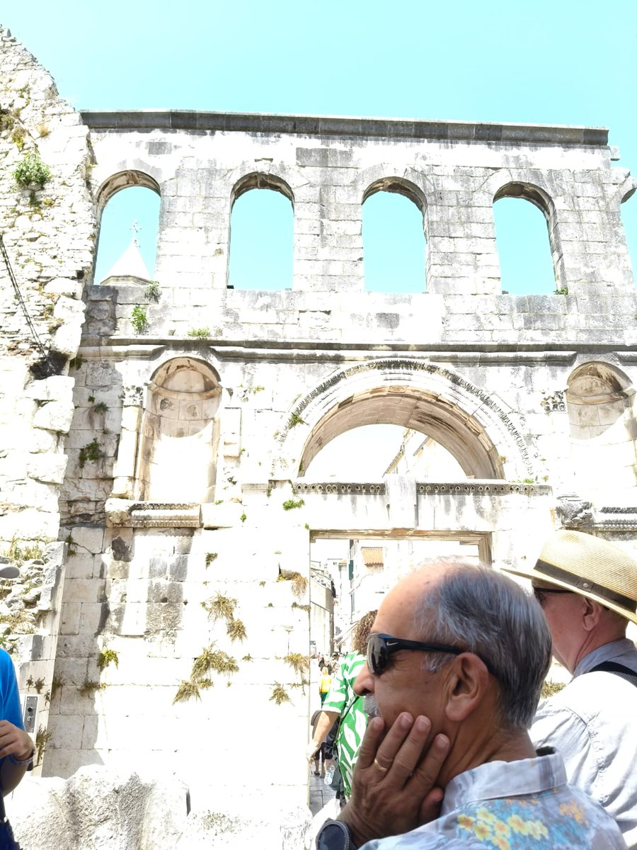 amit14668's tweet photo. Sometime the foreground and the background compliment each other.....#SplitCroatia https://t.co/7VsfLvRznk