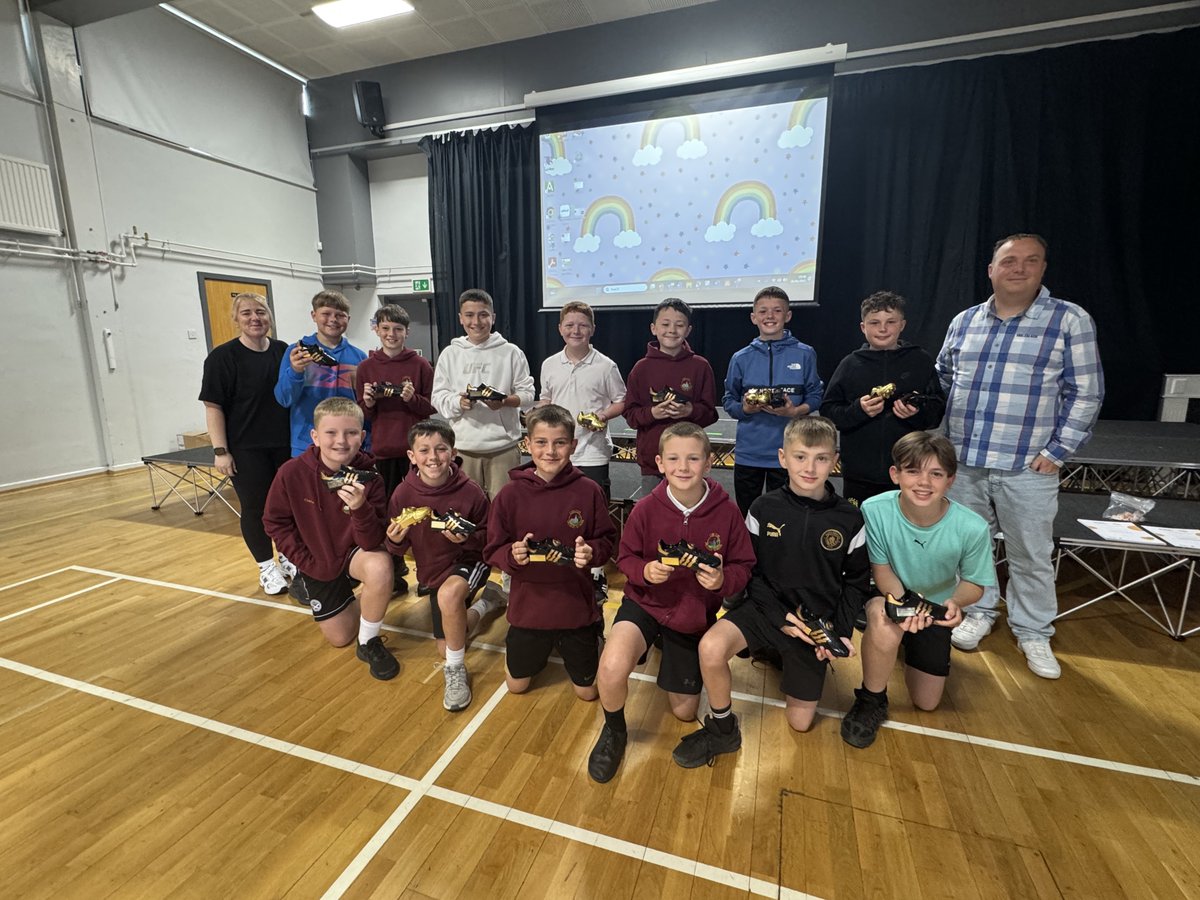 Congratulations to our football team who received football awards this morning for participation and performance. Massive thanks to Robert, who has coached the team successfully for 3 years. Thanks to Miss Cowie as well for giving up her time to lead and coordinate this.
