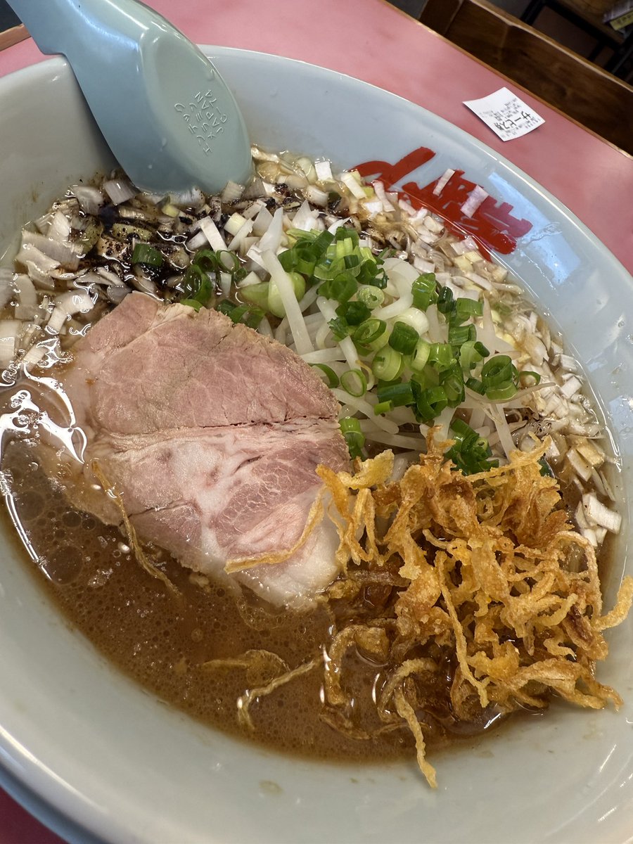 sedolista's tweet photo. ホテルの最寄り駅着いて、あまりにもお腹空いてて無性にラーメンが食べたくて、歩き回ってたどり着いたのが… https://t.co/SgMTyNXzQT
