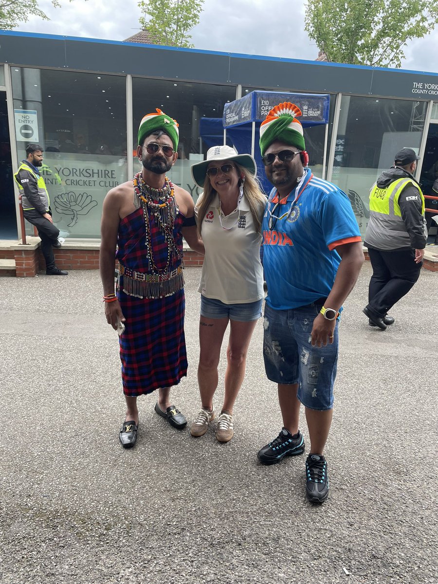 Cracking day at Headingley.

#ENGvIND